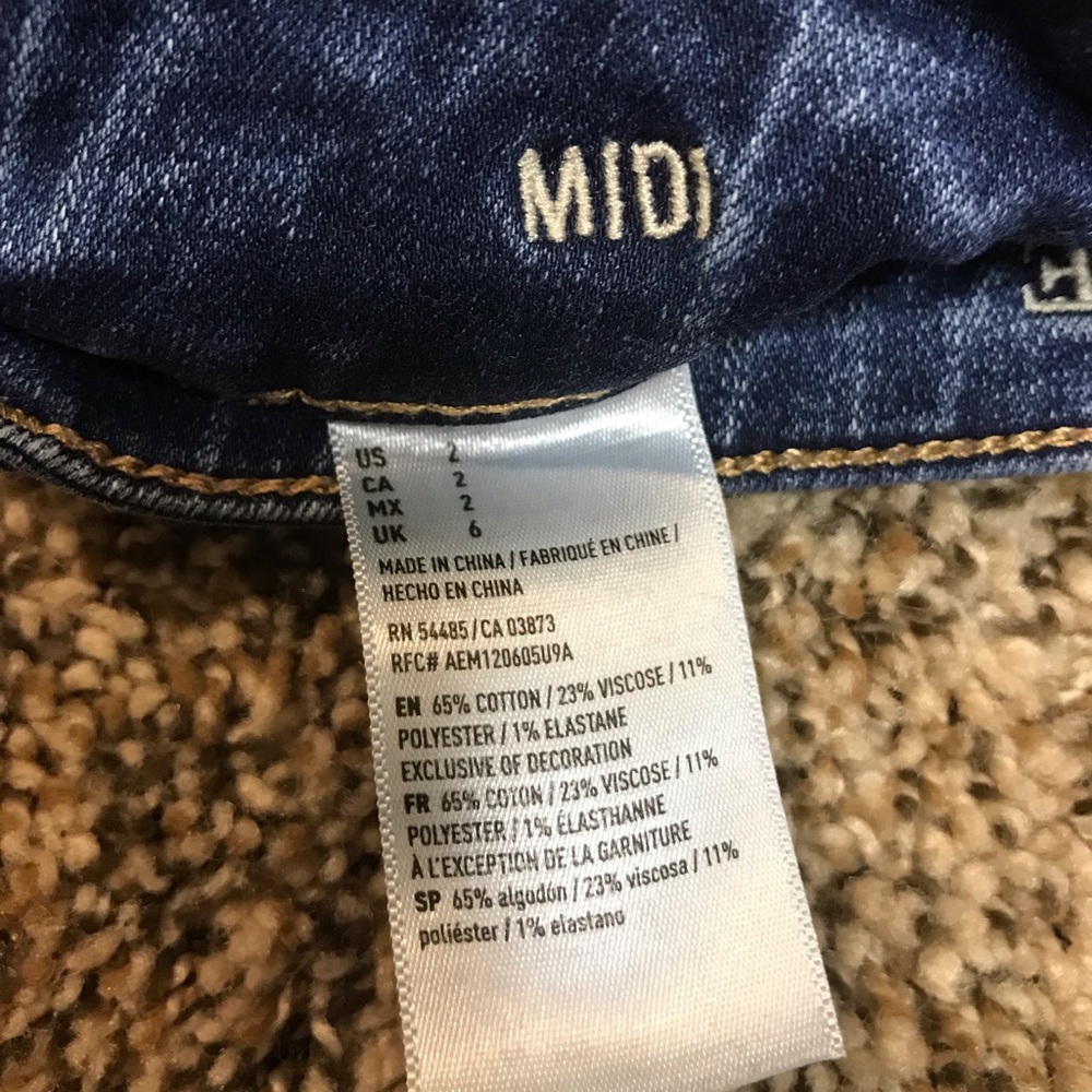 American Eagle Jean Shorts - Picture 3 of 3